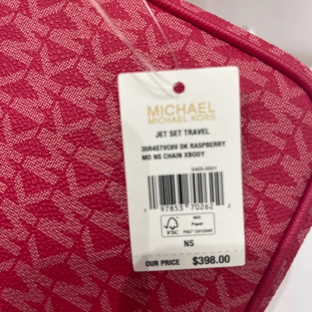 MICHAEL KORS Jet Set Travel Md Signature Logo Crossbody Flight Bag DK RASPBERRY